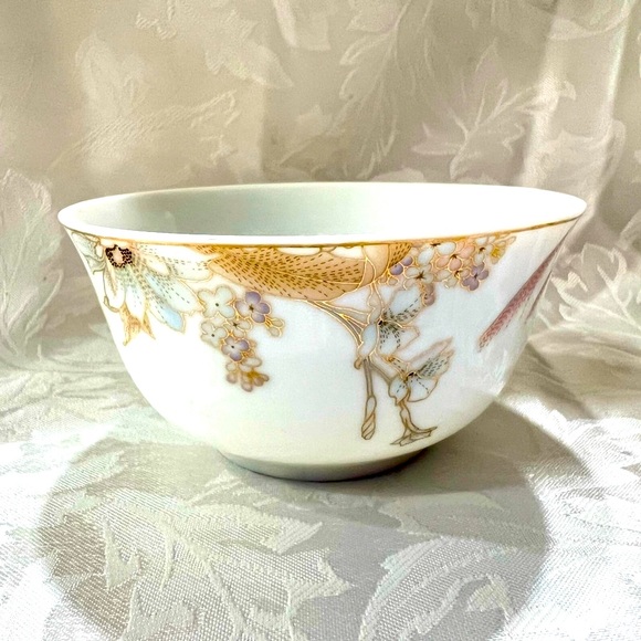 52 PC Set Beautiful Chinese dinnerware (52 pieces) Gold Hand painted. - Picture 4 of 9